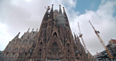 La Sagrada Familia in Barcelona Katalonya Mimari Harikası ve Turist Favorisi İspanya. Yüksek kalite 4k görüntü