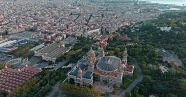 Barcelona Havacılık Ulusal Katalonya Tarihi Mimari ve Manzarası Sanat Müzesi. Yüksek kalite 4k görüntü