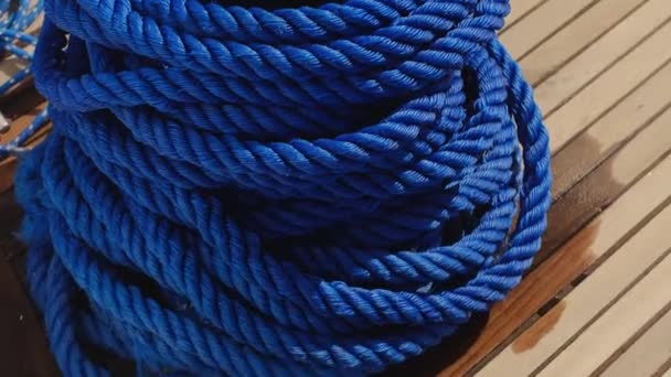 Крупним Планом Швартування Мотузки Човні Пливе Див — стокове відео