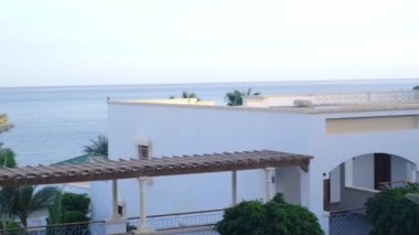 güzel beyaz mısır otelin mimarisi bina