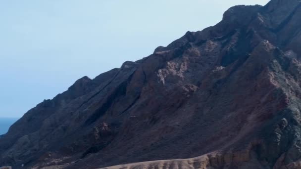 Egipto Garganta Roja Entre Las Montañas Puede Ver Mar Impresionante — Vídeos de Stock