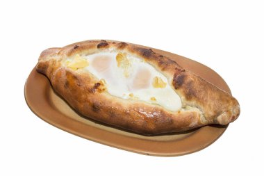 İki yumurtalı Adjarian Khachapuri.