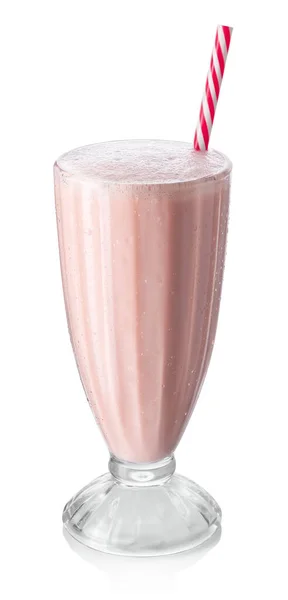 Kall Jordgubbe Milkshake Mistat Glas Med Halm Isolerad Vit Bakgrund — Stockfoto