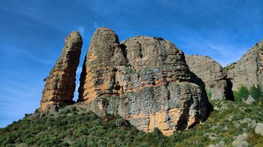 Agero  - Mallos de Agero - Huesca - Spain