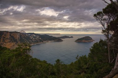 Costa Blanca 'daki Benitatxell kıyısı, Alicia.