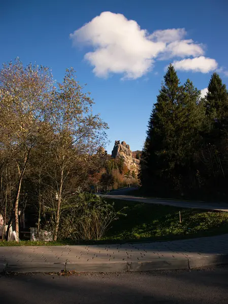 Dağlardaki Kültürel Kaya