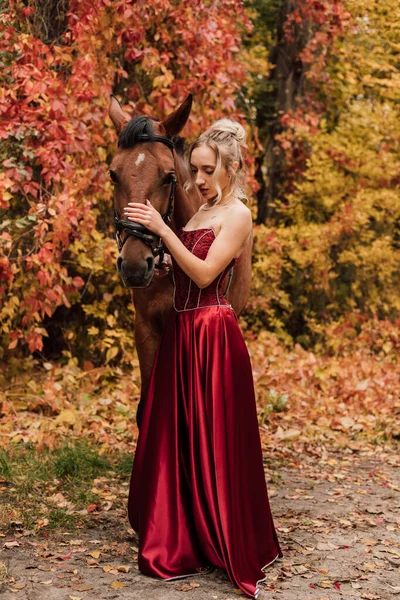 Female Portrait Next Horse Horseback Riding Autumn Forest High Quality — Stock Photo, Image