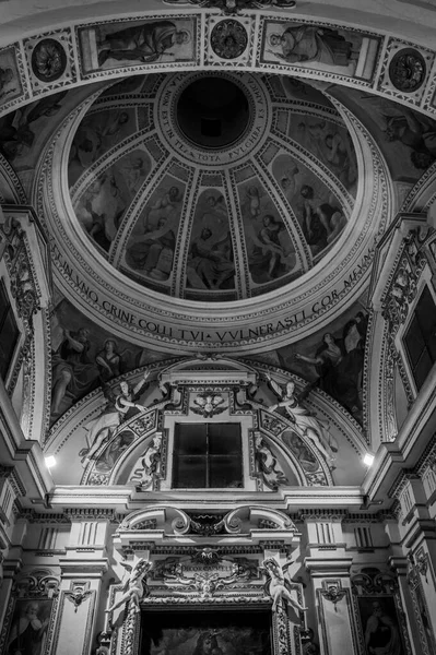 Інтер Старої Церкви Беванья Італія — стокове фото