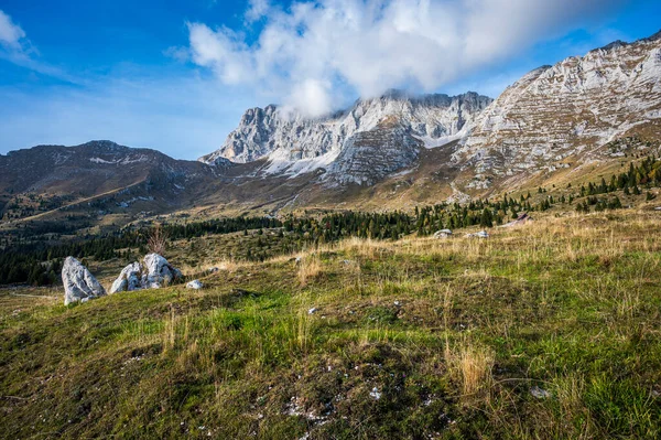 山の中の美しい風景 — ストック写真