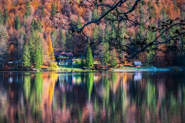 Piękne Jeziora Fusine Jesienią Region Friuli Wenecja Julijska Włochy — Zdjęcie stockowe