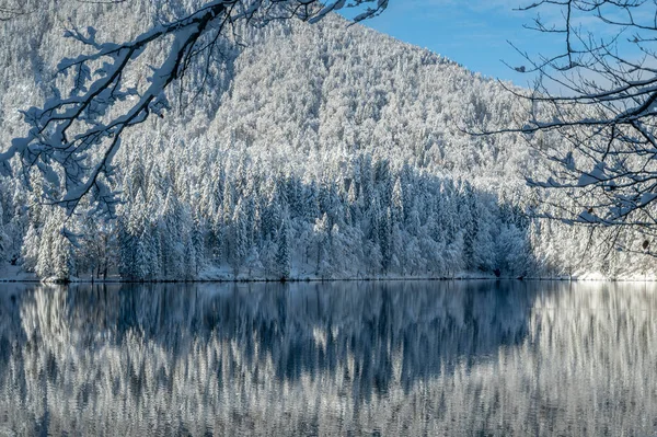 Krásná Zimní Krajina Fusine Lakes Itálie — Stock fotografie