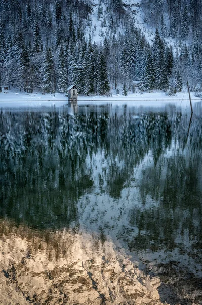 Krásný Zimní Výhled Jezero Predil Itálie — Stock fotografie