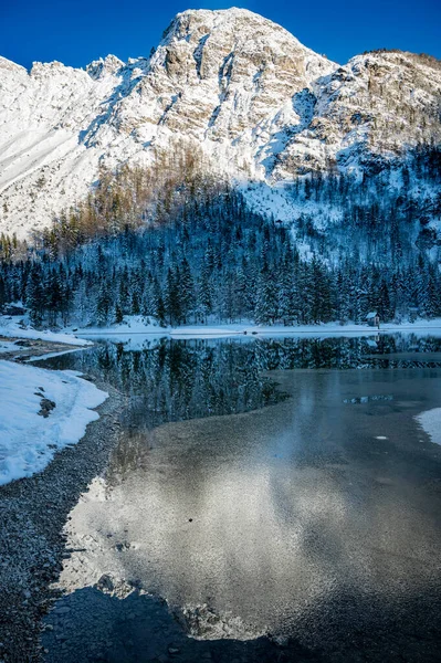 Wunderschöner Winterblick Auf Den Predil See Italien — Stockfoto