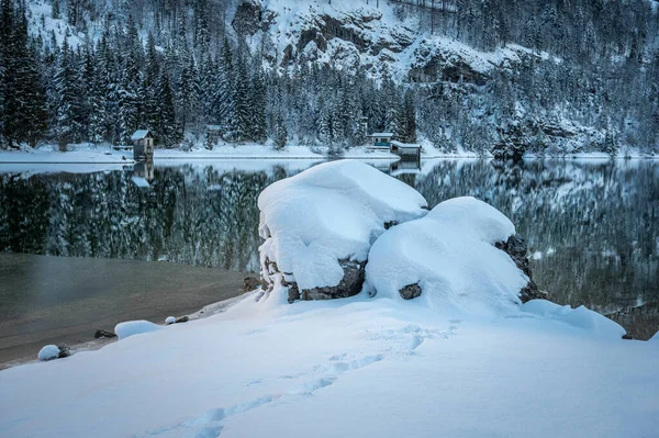 Vacker Vinter Utsikt Över Sjön Predil Italien — Stockfoto