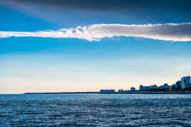 Marano Gölünün güzel manzarası, İtalya