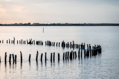 Marano Gölünün güzel manzarası, İtalya