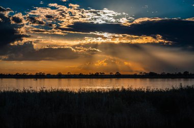 Marano Gölünün güzel manzarası, İtalya
