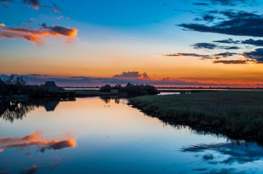 Marano Gölünün güzel manzarası, İtalya