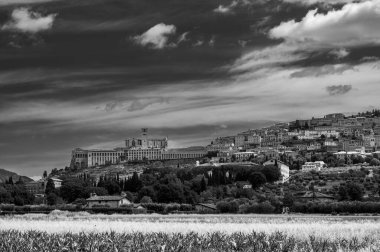 Assisi, Umbria, İtalya 'nın güzel manzarası