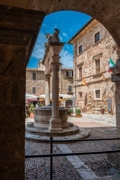 Ιταλία Montepulciano Ιουνίου 2022 Μεσαιωνική Αρχιτεκτονική Της Πόλης Montepulciano — Φωτογραφία Αρχείου
