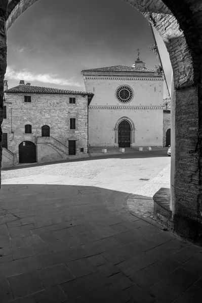 Architettura Medievale Del Borgo Umbro Magia Spello Bianco Nero — Foto Stock