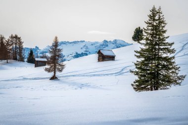 Karlı La Val, Alta Val Badia, Güney Tyrol, İtalya