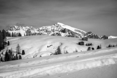 Karlı La Val, Alta Val Badia, Güney Tyrol, İtalya