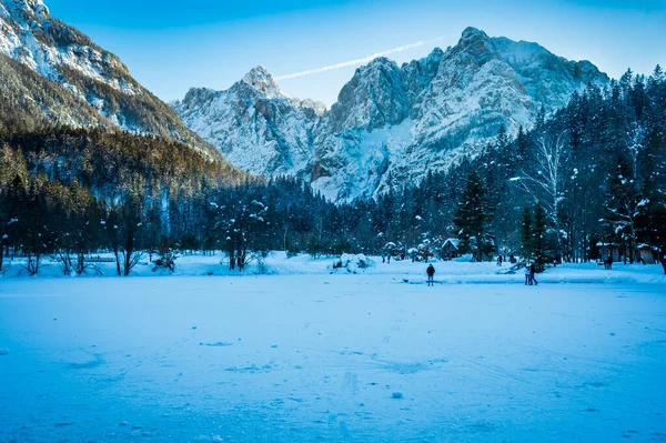 Winter Reflecties Sprookjesachtige Huizen Kranjska Gora Slovenië — Stockfoto