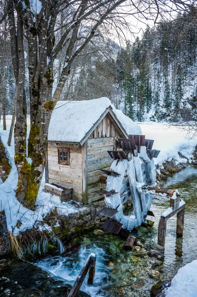 Reflexiones Invernales Casas Cuento Hadas Kranjska Gora Países Bajos —  Fotos de Stock