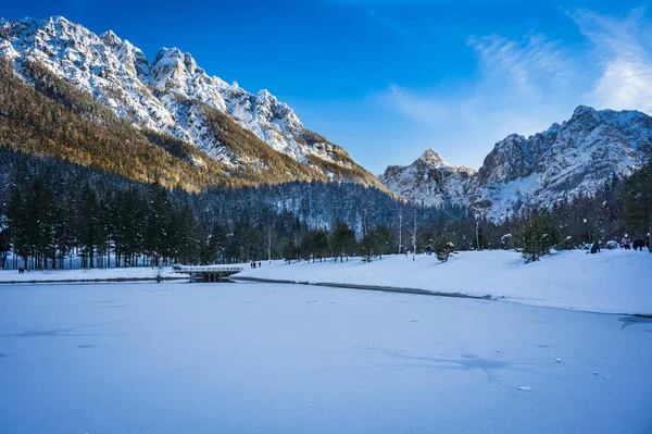 Kranjska Gora Daki Kış Yansımaları Peri Masallarındaki Evler Slovenya — Stok fotoğraf