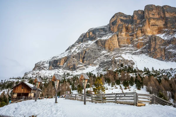 Malownicze Ujęcie Śnieżnego Val Alta Val Badia Południowy Tyrol Włochy — Zdjęcie stockowe