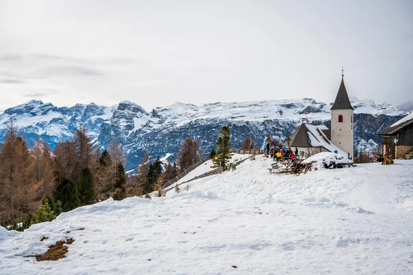 Malebný Záběr Zasněženého Val Alta Val Badia Jižní Tyrolsko Itálie — Stock fotografie