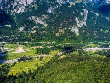 Güzel Casera Lavareit ve Coglians 'ın manzaralı çekimi, Udine bölgesi, İtalya