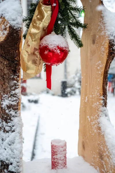 Primer Plano Decoración Navidad Calle Ciudad Cubierta Nieve San Candido — Foto de Stock