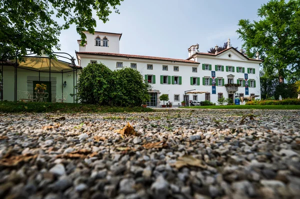 Schilderachtige Opname Van Een Prachtige Villa Moruzzo Italië — Stockfoto