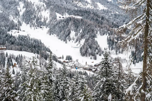 Szenische Aufnahme Des Schneebedeckten Sauris Provinz Udine Italien — Stockfoto