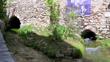 Rasiglia. Yayların oradaki küçük bir köy. Umbria