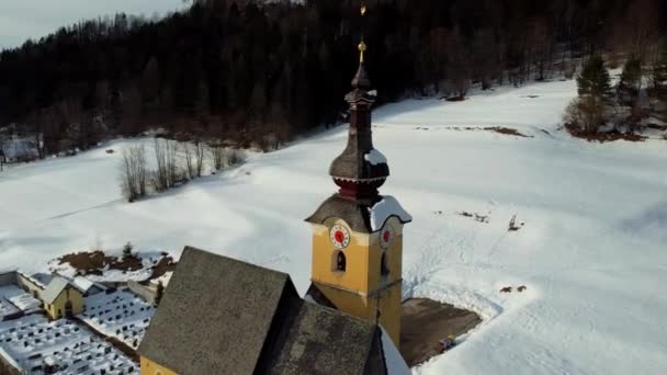 Starověký Kostel Zvonice Coccau Tarvisio — Stock video