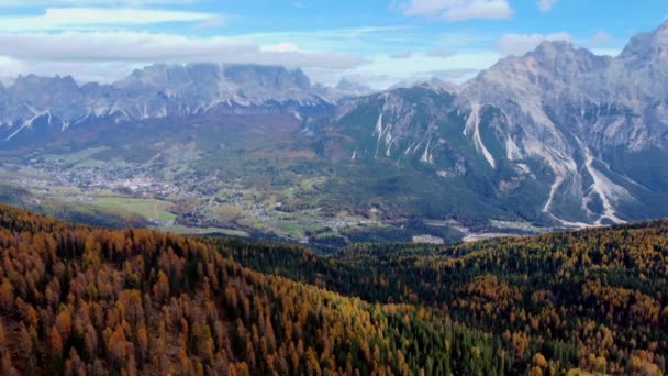Lac Federa Bassin Cortina Dolomites Majestueuses Sauvages — Video