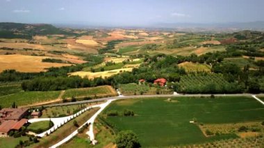 Val d 'Orcia tepelerinin panoramik hava manzarası
