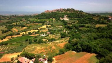 Val d 'Orcia tepelerinin panoramik hava manzarası
