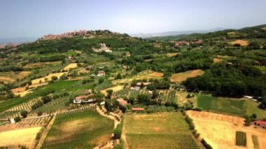 Val d 'Orcia tepelerinin panoramik hava manzarası