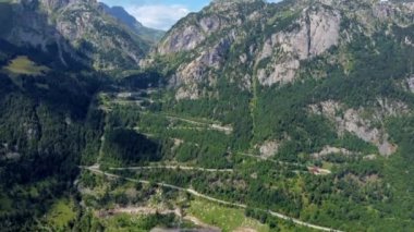 Carnia, Monte Croce geçidi ve Monte Coglians. Friuli 'de Doğa.