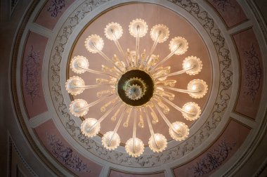 MORUZZO, İtalya - 17 Mayıs 2015: Friuli bölgesinin kalbinde yer alan Villa Savorgnan di Brazza 'nın içi.