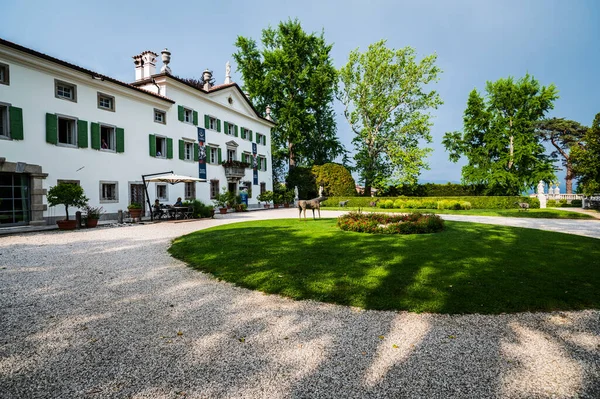 Moruzzo Italy May 2015 Facade Villa Savorgnan Brazza Located Heart — Stock Photo, Image