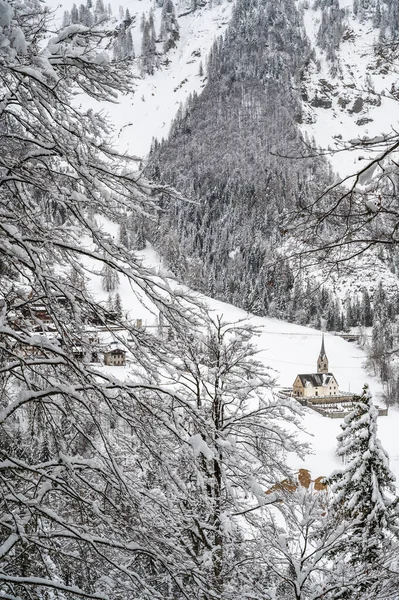 Sauris Sotto Kış Kar Büyüsü Eski Ahşap Evler Talya — Stok fotoğraf