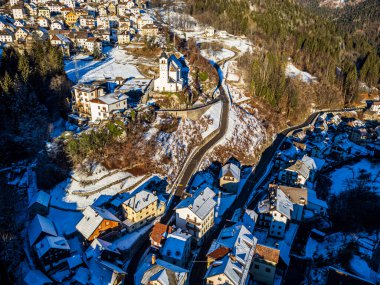 Rigolato, İtalya 'nın Udine eyaletinde 400 yerleşimci barındıran geleneksel bir komün.