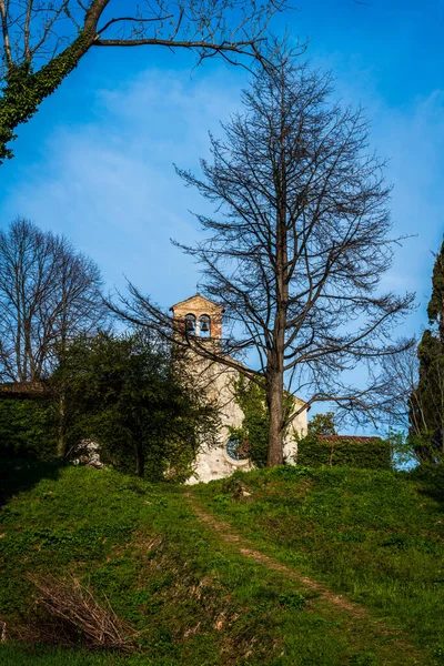 イタリアの美しい中世の城の景色 — ストック写真