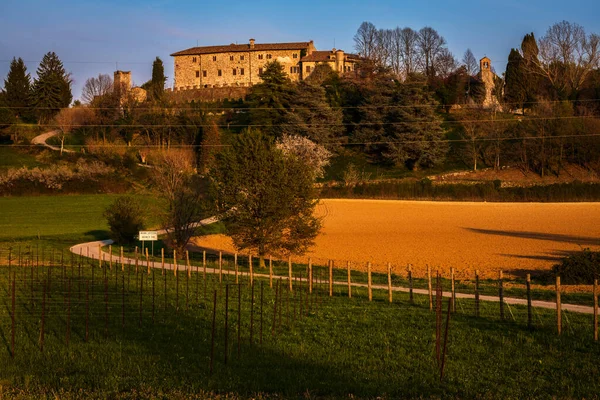 Malerischer Blick Auf Die Wunderschöne Mittelalterliche Burg Italien — Stockfoto