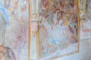 Val Aurina, İtalya 'daki eski kilisenin iç çekimleri.